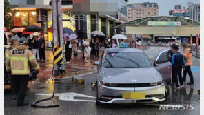 청주서 택시 인도 돌진 3명 다쳐…운전자 ‘급발진’ 주장