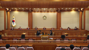 헌재 “군사법원만 형사보상 기간 6개월로 정하는 것은 위헌”