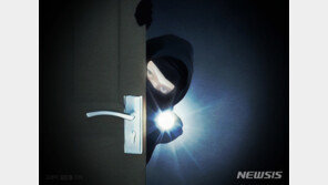 평택 환전소 침입 외국인 강도, 범행 4시간 뒤 해외 출국