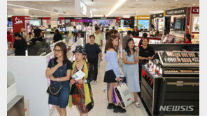 ‘6년5개월 만에 유커의 귀환’… 제주 면세업계 ‘화색’