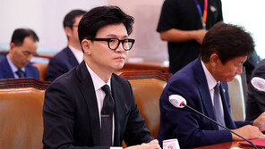 김의겸-한동훈, 미국 출장비 공개 여부 놓고 또 설전