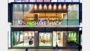 美 3대 버거 이어 캐나다 국민커피까지…‘강남대로 대전’ 격화