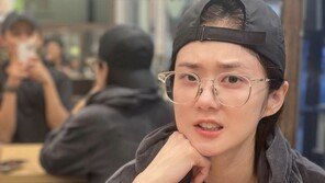 “짝꿍이 찍어준 나”…장나라, ‘6살 연하♥’ 훈남 남편 공개