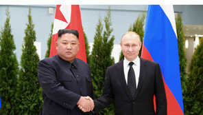 “김정은·푸틴, 이달 러시아서 만나 무기공급 논의”