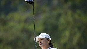 한국 女골프 톱랭커 고진영, 중국 신예에 밀려 순위 하락