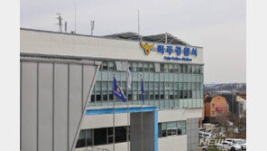 ‘노출 심해서…’ 길가던 여성 향해 벽돌 던진 여성 검거