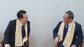 인도서 中리창 다시 만난 尹대통령 “연내 다시 보길 기대”