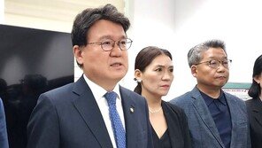 황운하 “검찰이 표적수사하고 보복기소…하명수사 설명 못해”