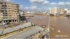 “시신 계속 떠밀려 와”…리비아 사망자, 2만명 이를 수도