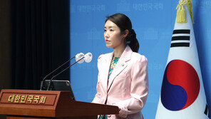 민주, ‘문 정부 통계조작’ 발표에 “조작 감사가 국기 문란”