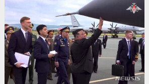 北 “김정은, 블라디보스토크 군용비행장·태평양함대 참관”