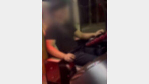 친구에 “나 찍어줘”…관광버스 훔쳐 무면허 질주한 16세