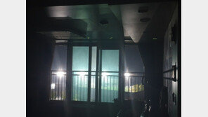 아파트 인근 풋살장서 새벽까지 소음·불빛…“일상생활 불가”