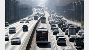 얌체족 잡는다…연휴 경부고속도 버스전용차로 단속 새벽 1시까지