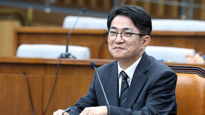 與 “이균용 적격” 野 “부적격”…대법원장 인준 불투명