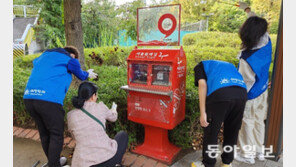 “北에 계신 부모님 대신 선생님과 따뜻한 추석”