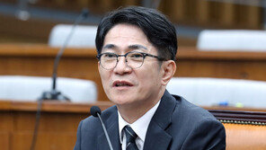 與 “이균용 대법원장 후보자 임명동의안 처리해야”