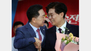 조정훈 “당적보다 국적 중요…요즘 회사 옮겼다고 욕하면 되나”