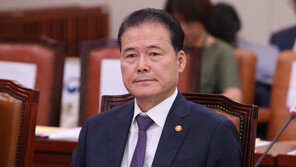 통일부 “‘대북전단금지법’ 위헌 결정 환영…개정 노력에 적극 협력”