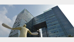 16억 부동산 반값 양도했다가 5억 세금 부과…삼부자 소송냈지만