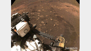 NASA 퍼시비어런스 탐사선 화성에서 모래 폭풍 포착