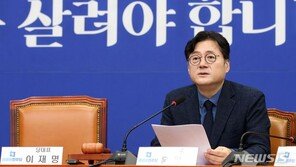 홍익표 “영수회담 제안, 대통령이 긍정적으로 검토해주길”
