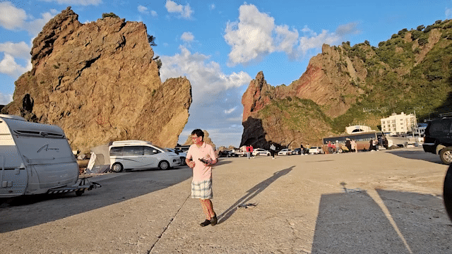 울릉도 ‘거북바위’ 머리 부분 붕괴… 관광객 4명 중경상