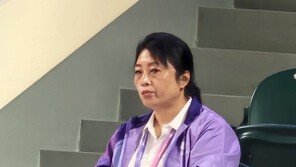 장웅 전 북한 IOC의 딸 장정향, 배구 국제심판으로 참가 중