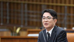 野 “이균용 부결 될텐데 굳이”… 與 “국정 발목잡기”