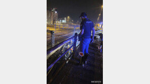 伊 베네치아 고가도로서 버스 추락…외국인 관광객 등 최소 21명 사망