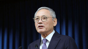 유인촌, 김윤아 오염수 발언에 “유명인, 공개적 표현 신중해야”