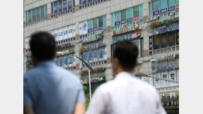 “수능 출제 경력 있다”…대놓고 가짜 광고한 학원들