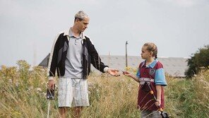 철없는 아빠, 성숙한 딸… 동반 성장기 