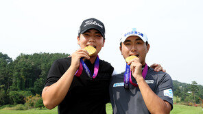 AG 우승 다음날… 조우영-장유빈 “프로 입문 신고합니다”