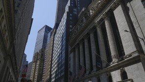 美 고용 둔화 지표에 뉴욕증시 반등…국제유가 5%대 급락