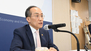 추경호 “유류세 인하, 2개월 연장 검토…성장률 1.4% 전망 유효”