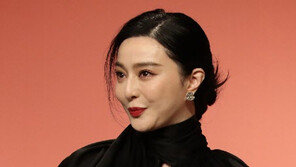 코미디로 돌아온 저우룬파 “영화가 없으면 나도 없다”