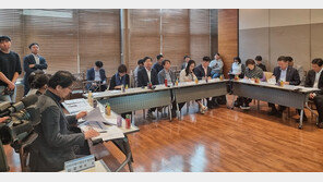 일회용컵 보증금제 시범운영 1년…“2030년 중장기 로드맵 필요”