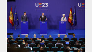 EU 정상들, 이민자 문제로 또 분열…‘공동성명’ 무산