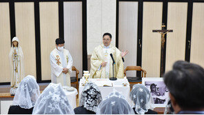 마가렛 간호사 장례식 엄수…‘영혼의 단짝’ 마리안느 배웅