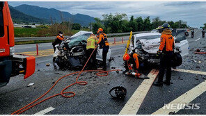 담양서 중앙선 침범 사고로 2명 사망·4명 부상