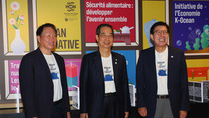 “경쟁 아닌 연대의 부산 엑스포로” 파리 센강 위 선박서 외신 간담회