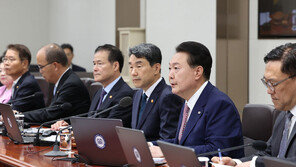 尹 “청소년 대상 불법도박, 미래 좀 먹는 악질 범죄”…범정부 대응팀 가동 지시