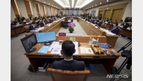 법사위, 국감 첫날부터 대법원장 공백 두고 여야 책임 공방