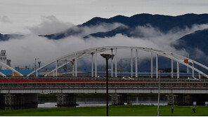 출근길 짙은 안개…내륙 중심 10도 안팎 일교차