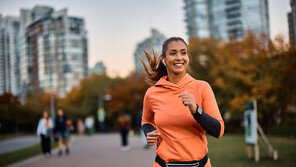 [IT애정남] 운동용 이어폰의 특징 ‘고정력·내구성’