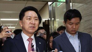 與 내일 긴급 의총… 대통령실 “비대위는 답 아니다” 