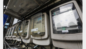 ‘무더위 기승’ 8월 주택 전기사용량 역대 최대…요금도 25% 더 냈다