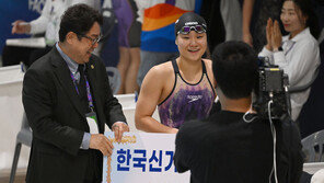 고교생 허연경, 전국체전서 女자유형 50m 한국 신기록