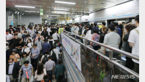 서울 지하철 1~8호선 멈추나…노조 파업투표 73.4% ‘가결’